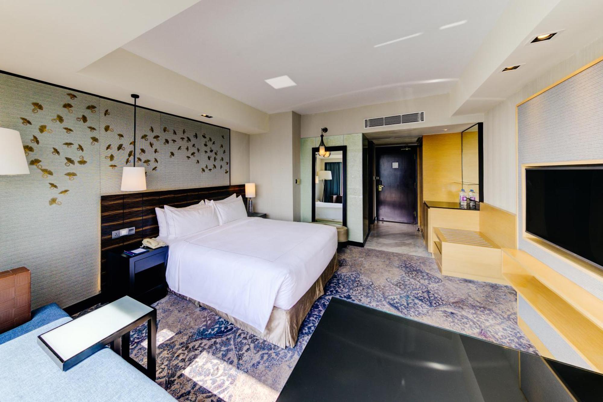 Hotel Cinnamon Grand 5*