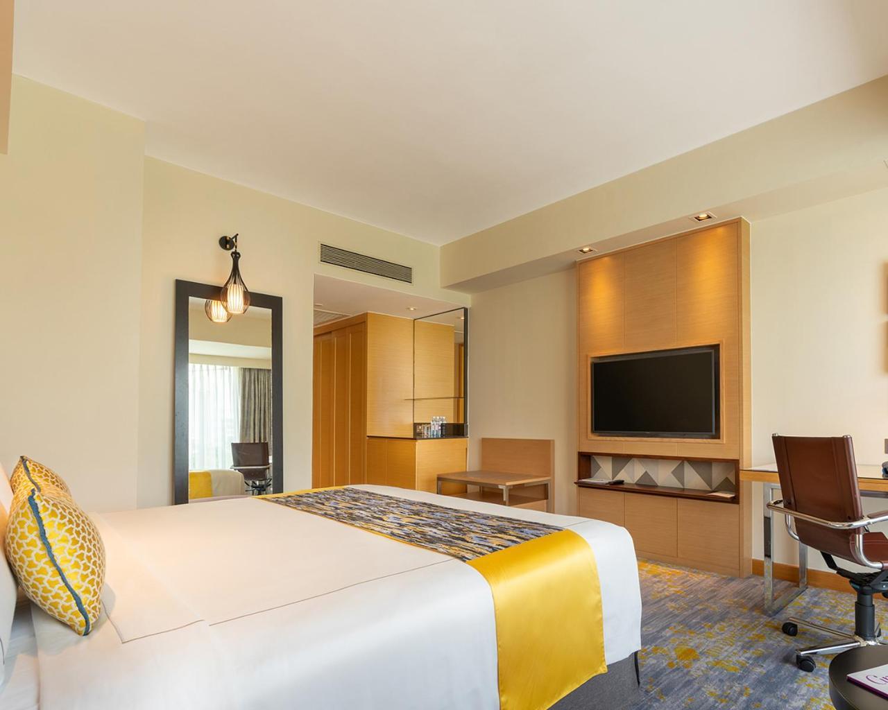 Cinnamon Grand Hotel
