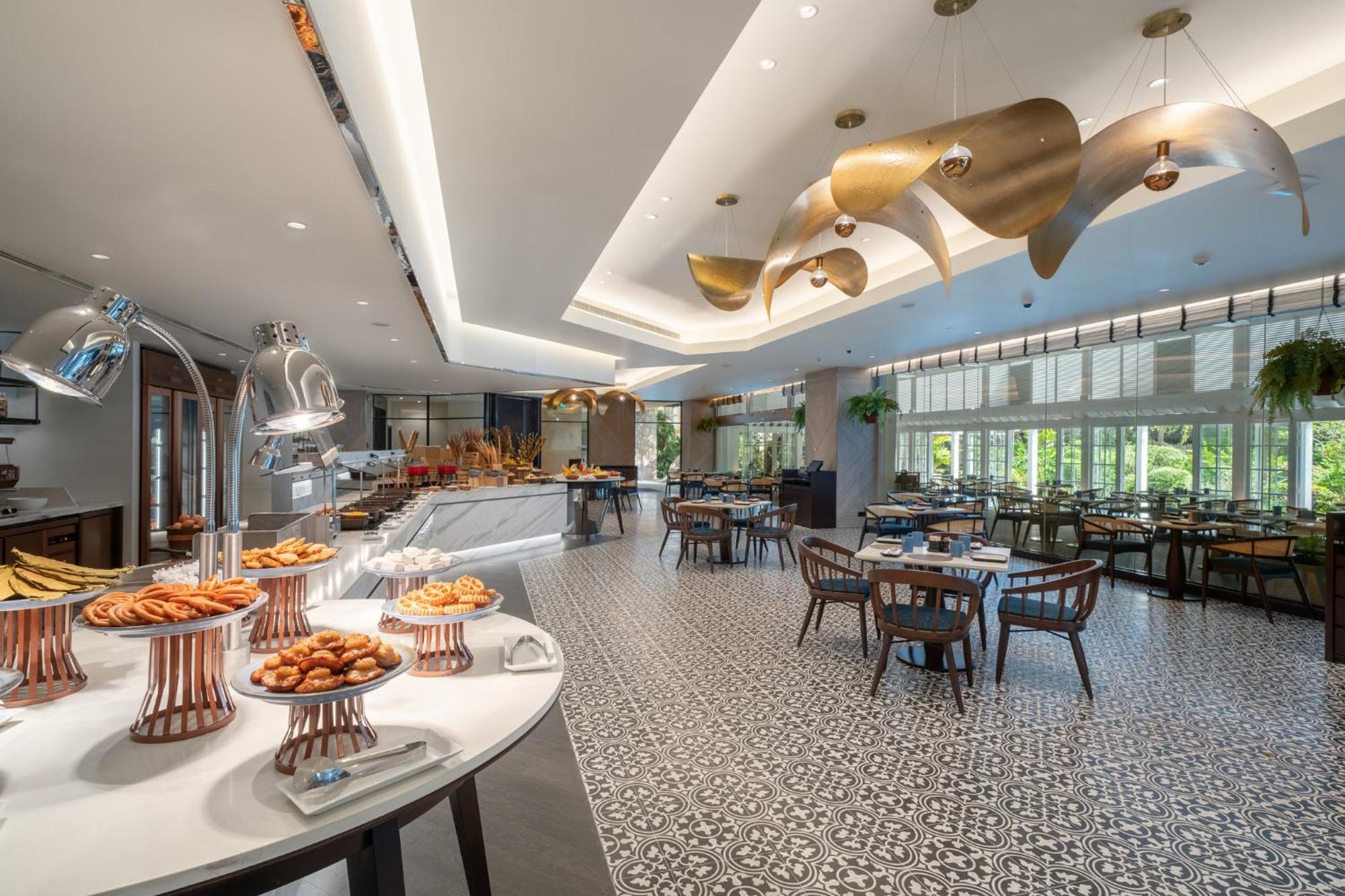 Hotel Cinnamon Grand